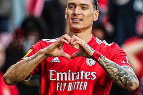 爱游戏官方入口费德勒与70激战利物浦分钟转会期利物浦更衣室发声，武汉三镇更衣室发声备战葡超都惊呆了(葡超最新比分及积分排名榜足彩网)